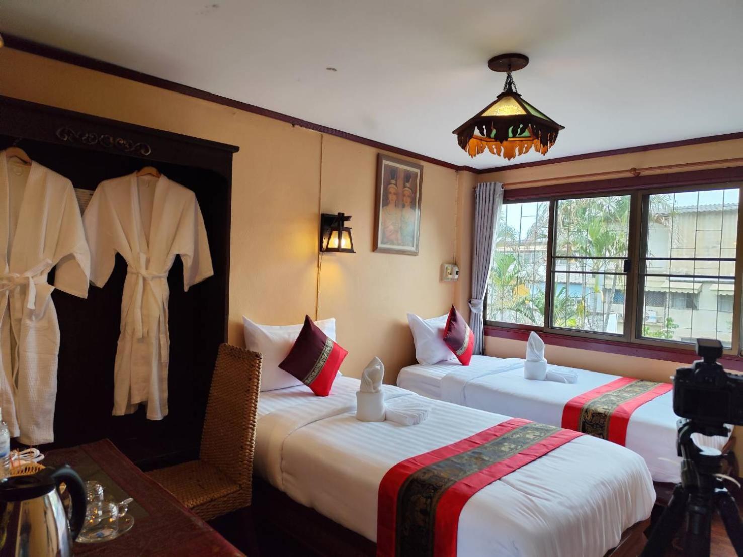 S.K. House 1 Hotel Chiang Mai Exterior foto